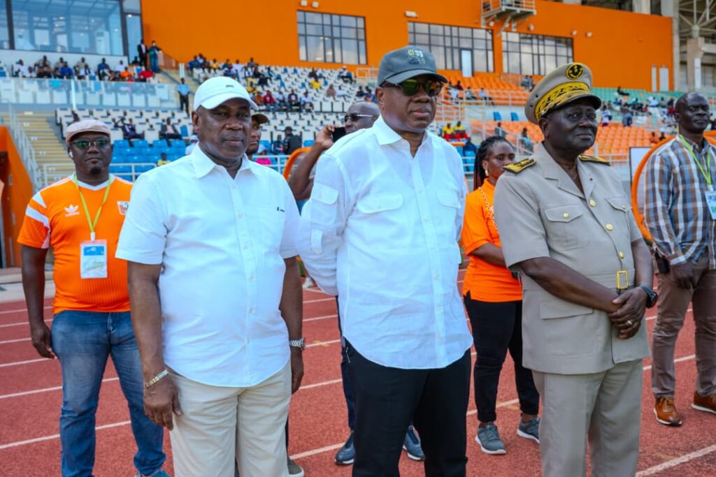 Ligue 1 LONACI : Le Président de la FIF donne le coup d’envoi à Korhogo